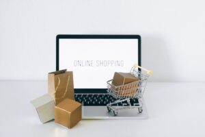 L&rsquo;explosion des achats sur les réseaux sociaux : Quelle influence sur le e-commerce ?